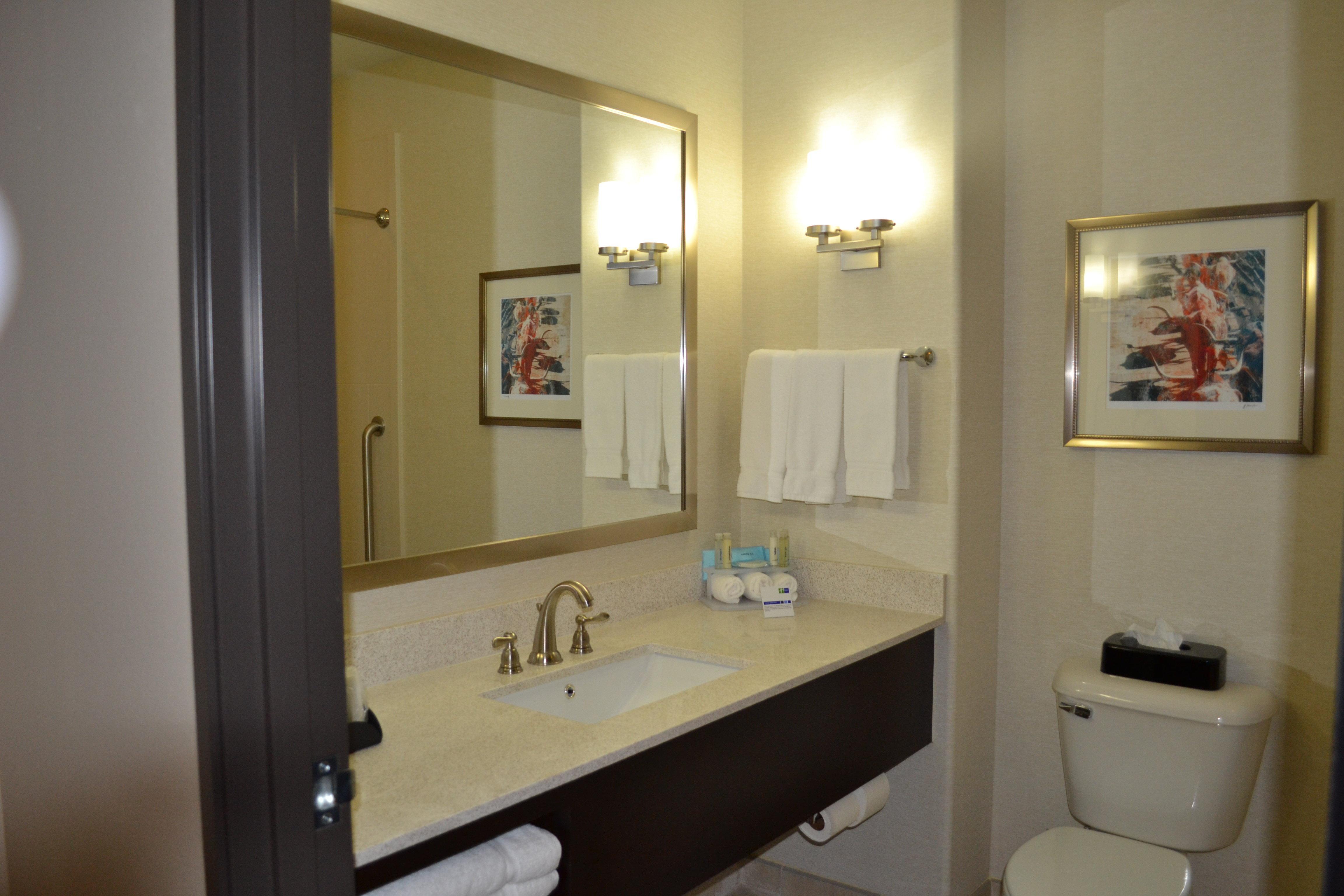 Holiday Inn Express Hotel And Suites Duncan By Ihg Экстерьер фото