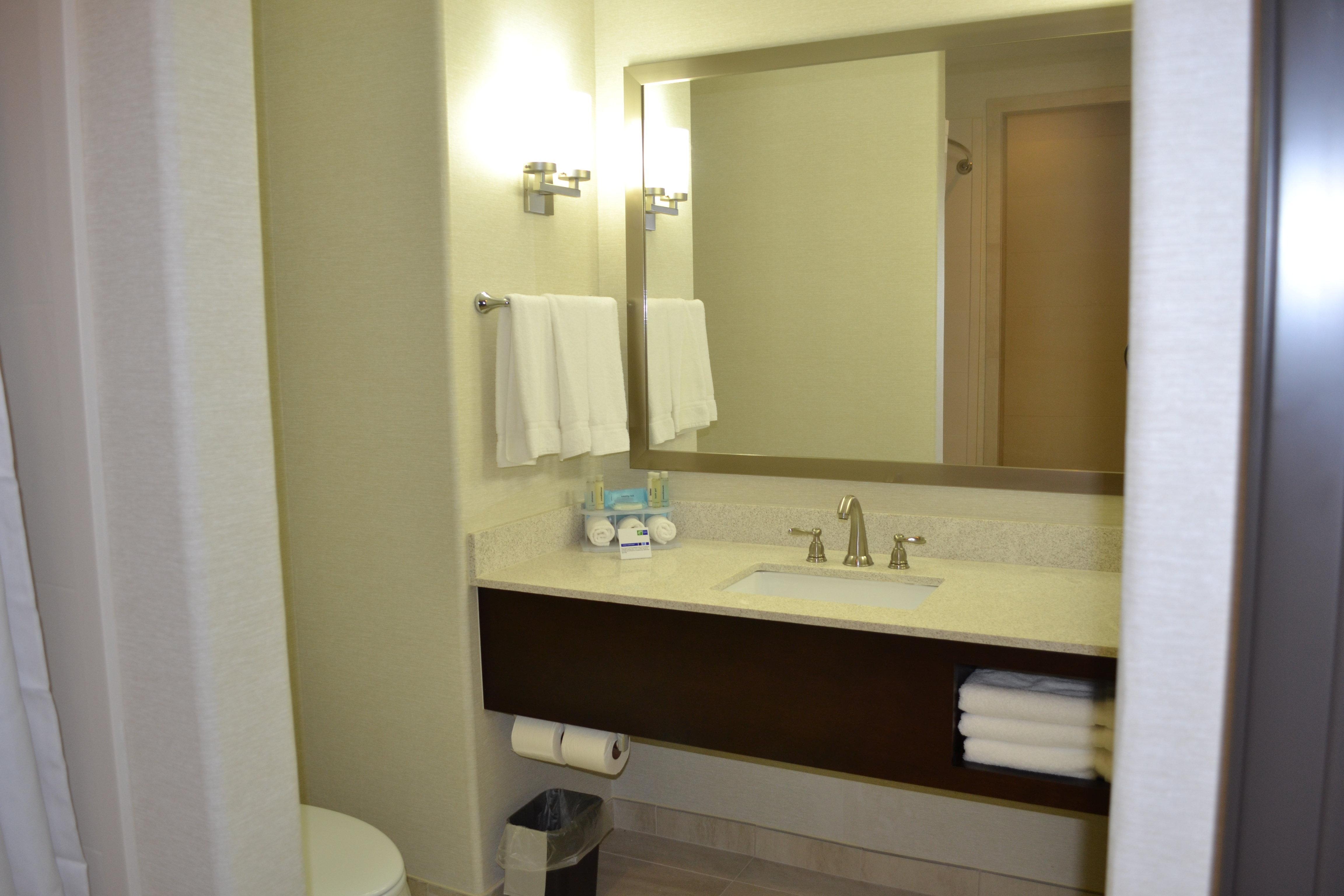 Holiday Inn Express Hotel And Suites Duncan By Ihg Экстерьер фото